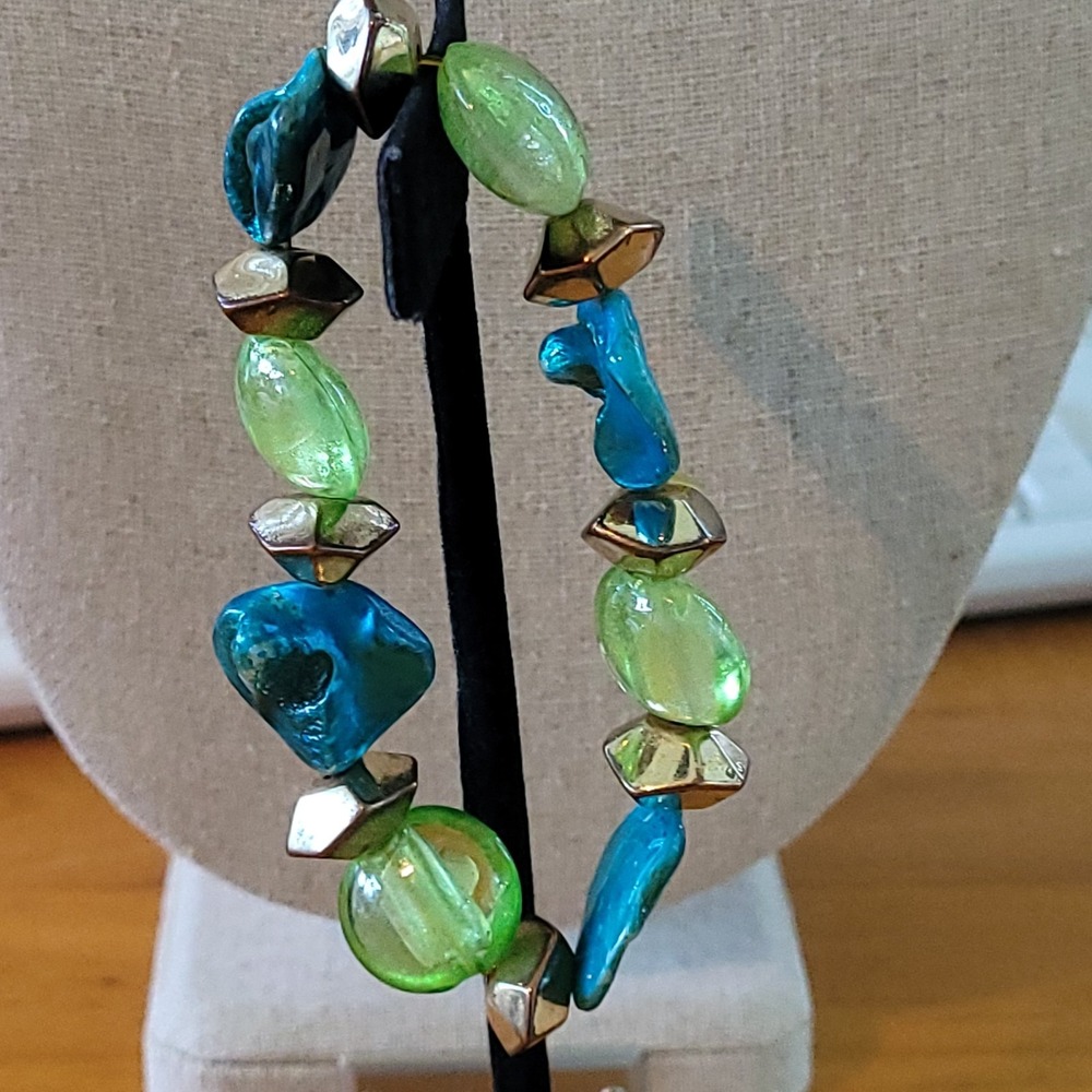 Vintage Blue Green Foil Art Glass Silver Tone Stretch Bracelet 25.5g